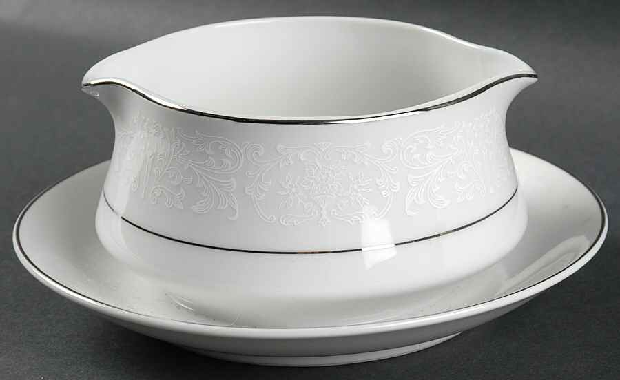 Queen's Lace Gravy Boat with Attached Underplate by Chadds Ford-1