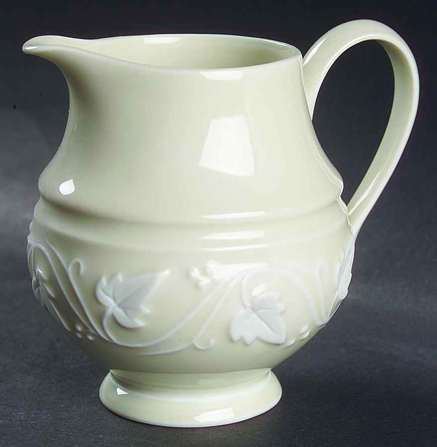 Imperatrice Ivory Creamer by Charles Field Haviland-1