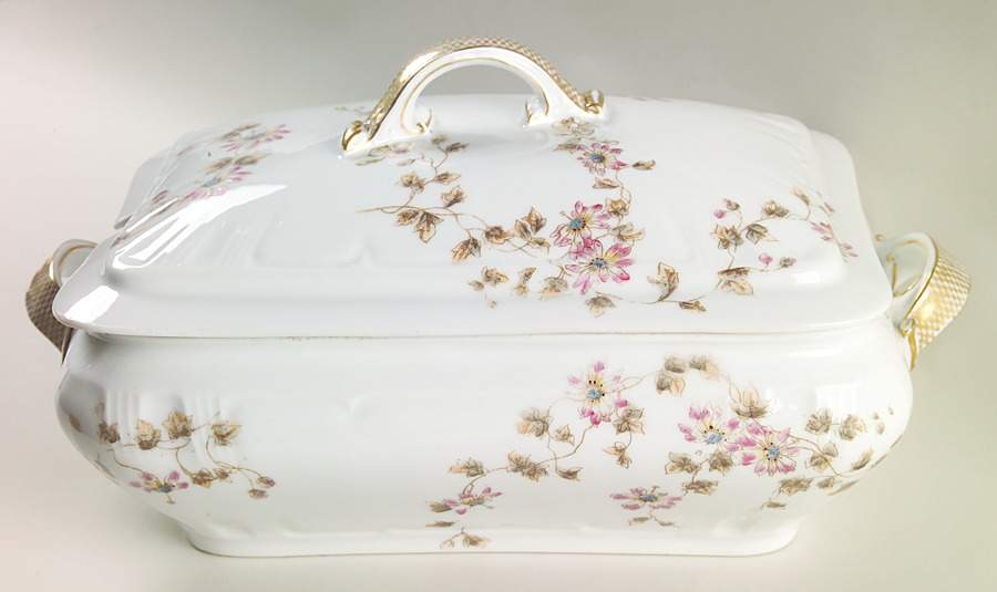 Schleiger 373 Rectangular Tureen & Lid by Charles Field Haviland-1