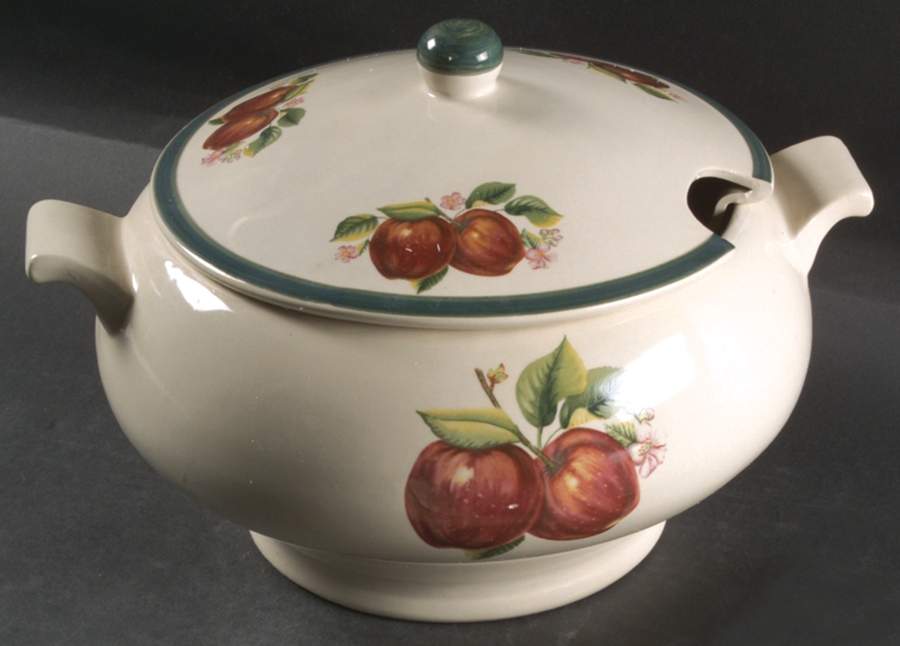 Apples (Casuals) Tureen &  Lid by China Pearl-1