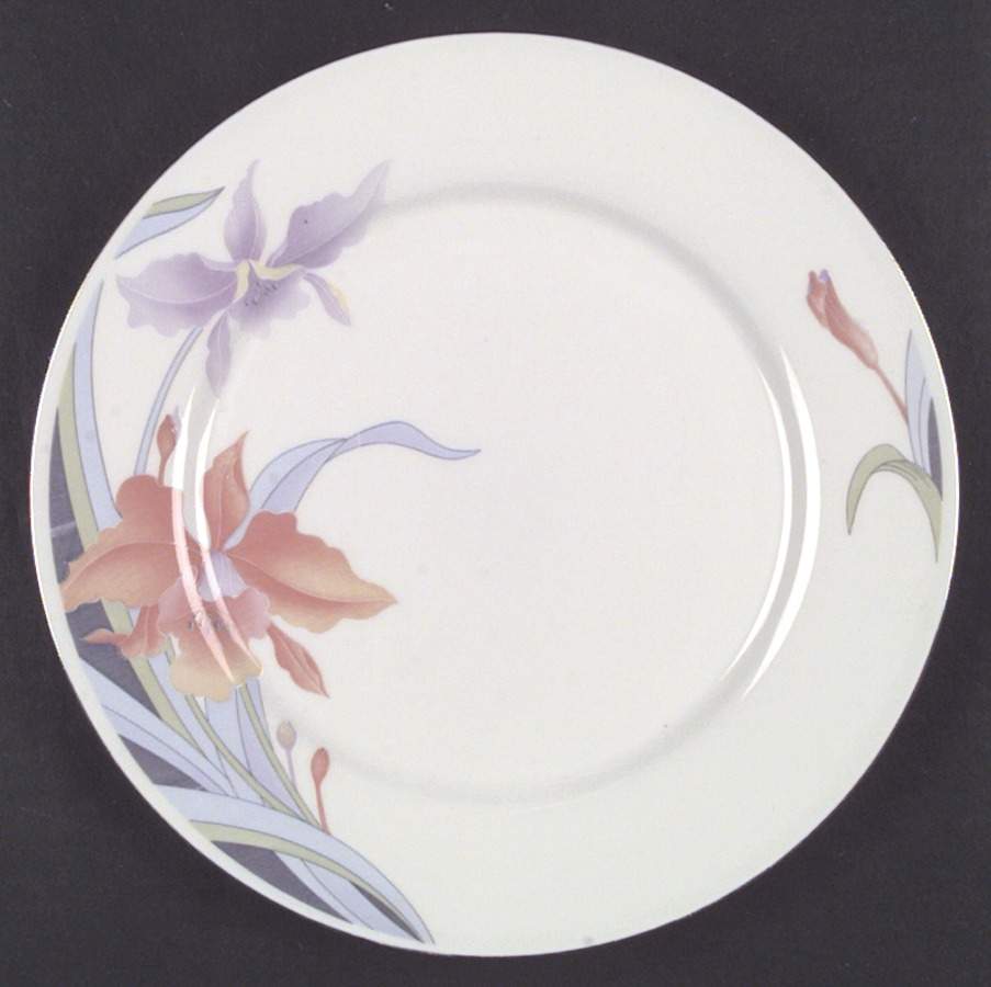 Sweet Lily Dinner Plate by China Pearl-1