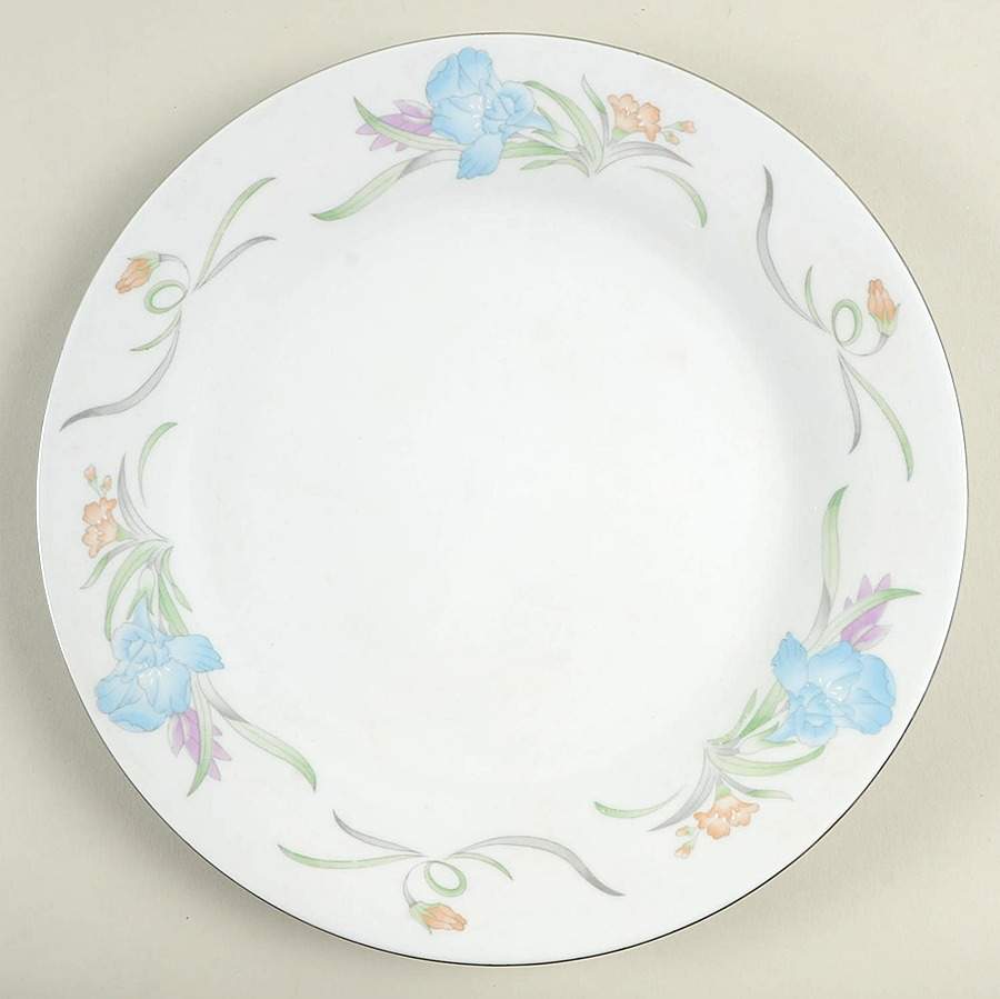 Lily Dinner Plate by China Pearl-1