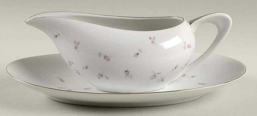 Boutique Gravy Boat & Underplate/Relish by James Chatelaine-1