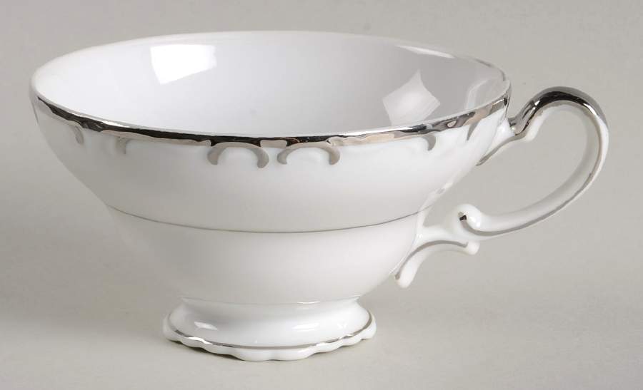 Silver Sharon Footed Cup by James Chatelaine-1