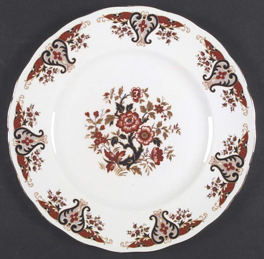 Royale Dinner Plate by Colclough-1