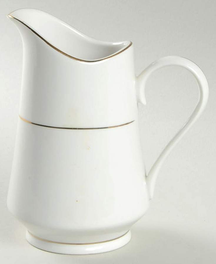 Classic Elegance Creamer by The Cellar (China)-1