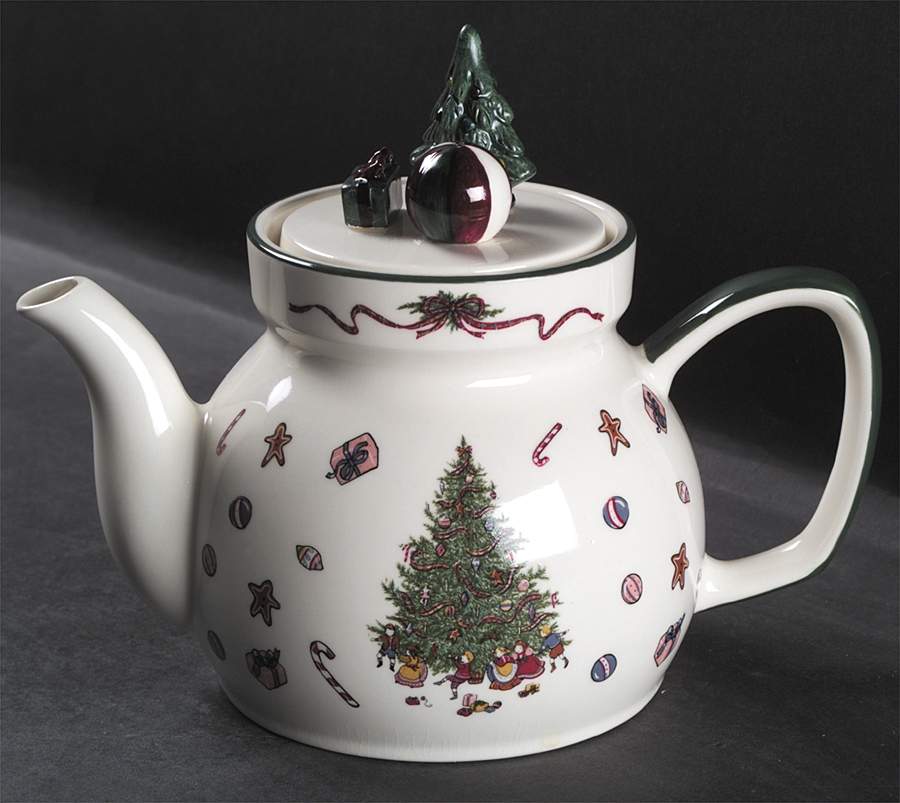 O'Tannenbaum Figural Teapot & Lid by The Cellar (China)-1