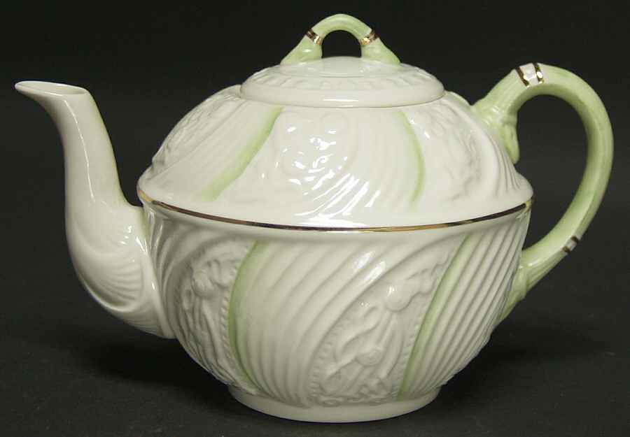 Celtic Green Teapot & Lid by Belleek Pottery (Ireland)-1