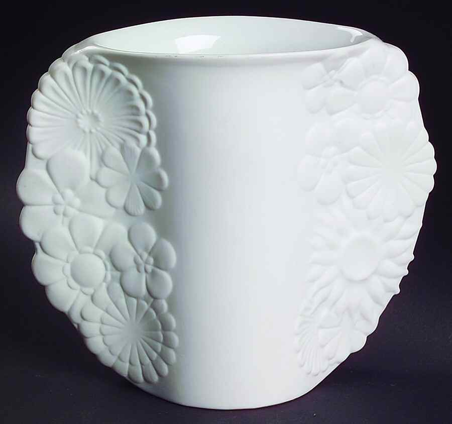 496 5" Vase by Kaiser-1