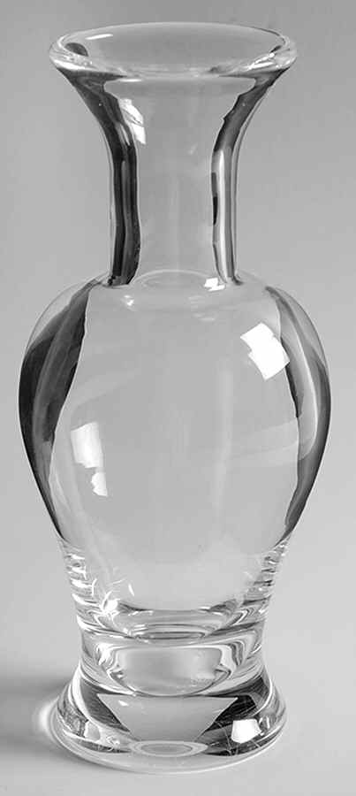 8354 8" Flower Vase by Steuben-1