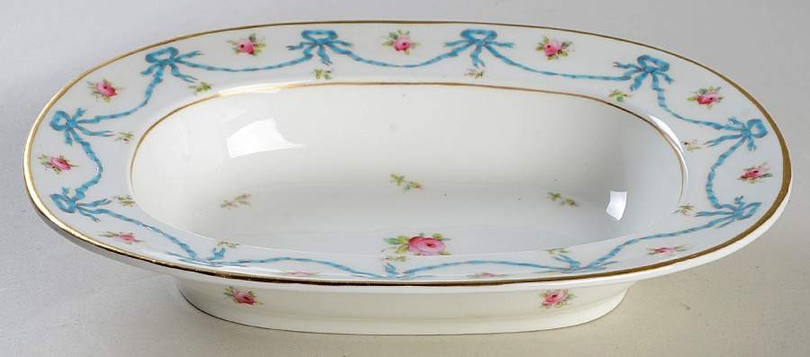 6337 9" Oval Vegetable Bowl by Coalport-1