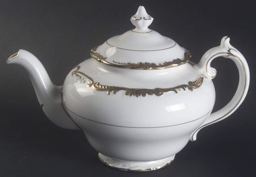 Admiral White and Gold Teapot & Lid by Coalport-1
