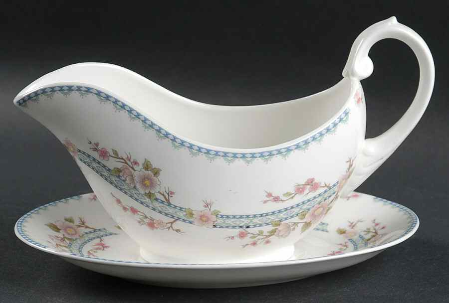 April Gravy Boat & Underplate by Coalport-1
