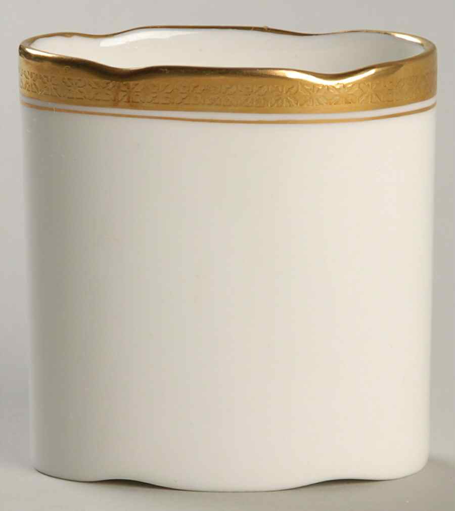 Elite Gold Cigarette Holder by Coalport-1