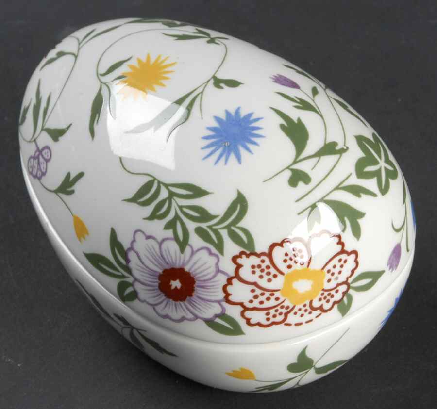 Flourish Medium Egg Box & Lid by Coalport-1