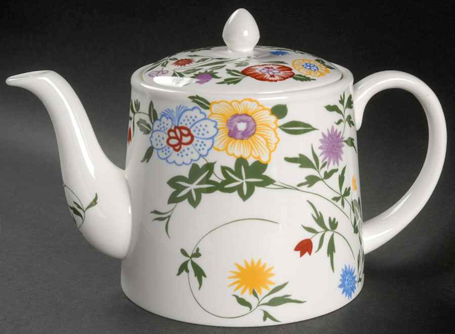 Flourish Teapot & Lid by Coalport-1