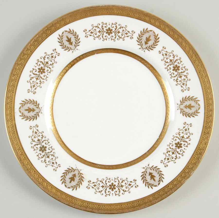 Lady Anne Gold Luncheon Plate by Coalport-1
