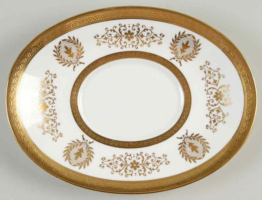 Lady Anne Gold Underplate for Gravy Boat by Coalport-1
