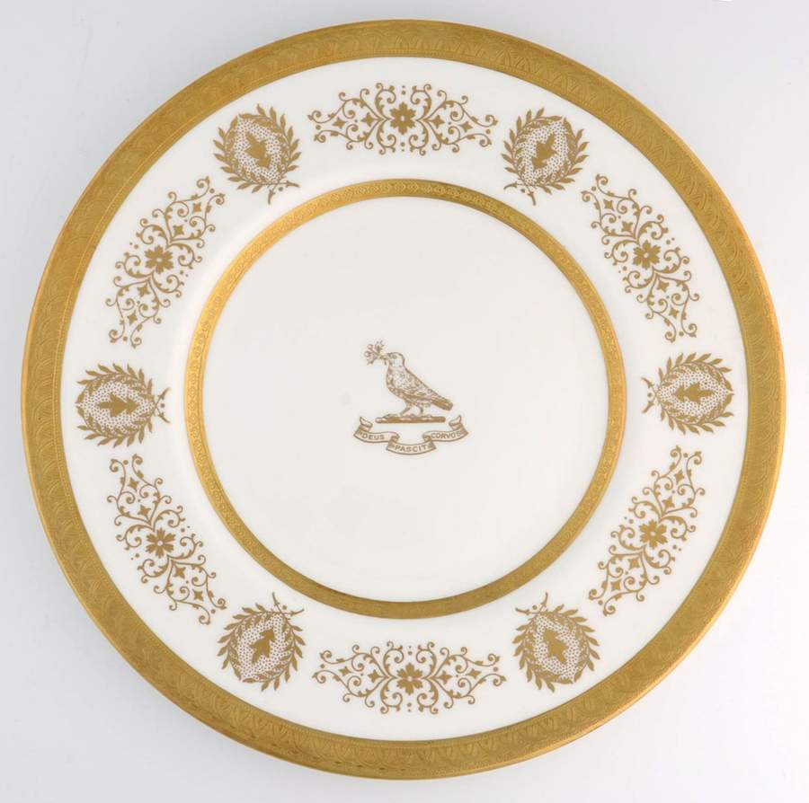 Lady Anne Gold Luncheon Plate by Coalport-1