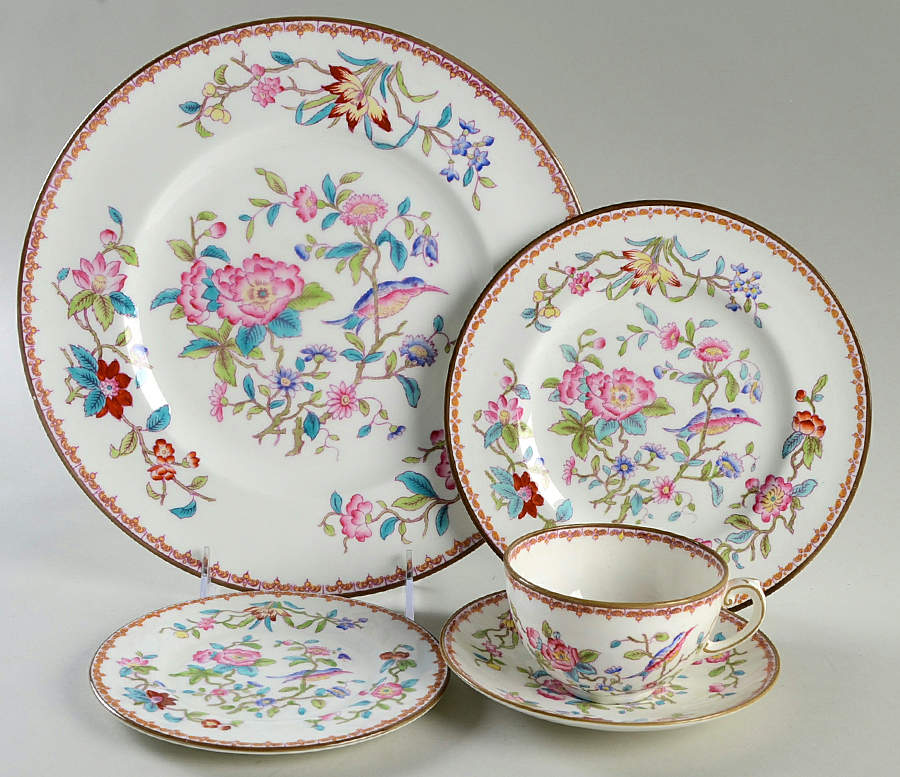 Pembroke (Smooth Edge) 5 Piece Place Setting by Coalport-1