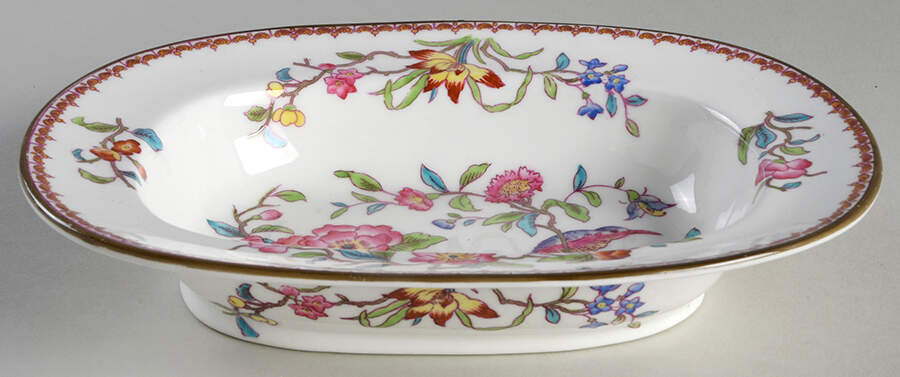 Pembroke (Smooth Edge) 8" Oval Vegetable Bowl by Coalport-1