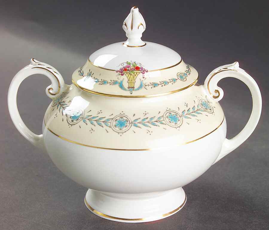 Queen Elizabeth Ivory Sugar Bowl & Lid by Coalport-1