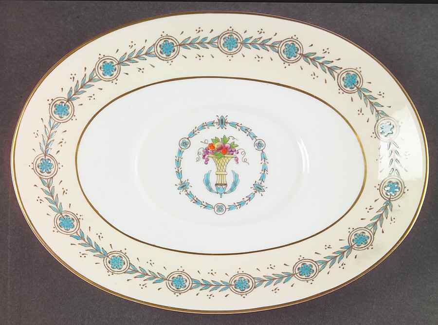 Queen Elizabeth Ivory Underplate for Gravy Boat by Coalport-1