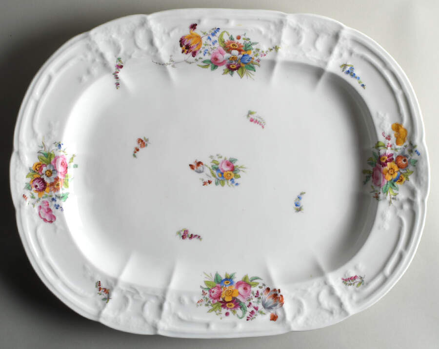Sevres Group (Embossed, No Trim) 18" Oval Serving Platter by Coalport-1