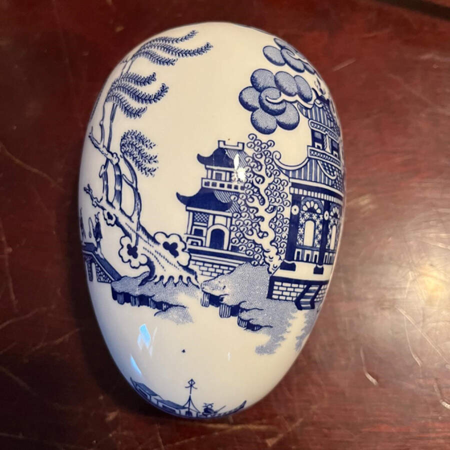 Willow Medium Egg Box & Lid by Coalport-1