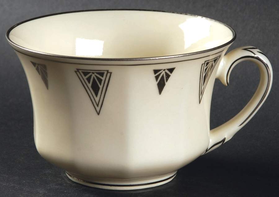Deauville (Cream, 10 Sided) Flat Cup by Community-1