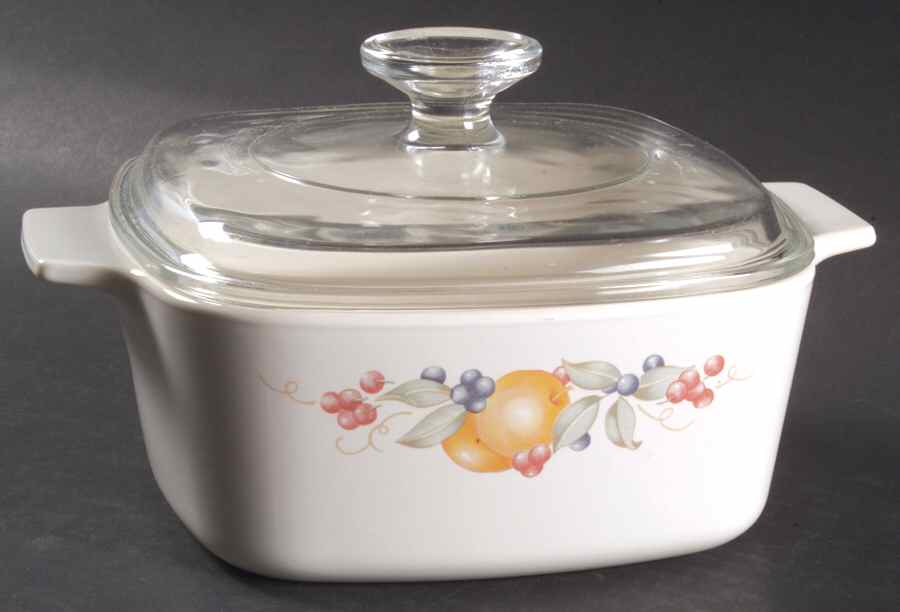 Abundance (Corelle) 1.5 Quart Square Casserole with Lid by Corning Corelle-1
