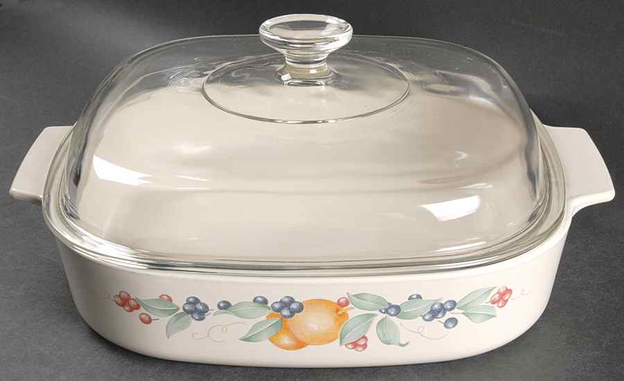 Abundance (Corelle) 2.5 Quart Square Casserole with Lid by Corning Corelle-1