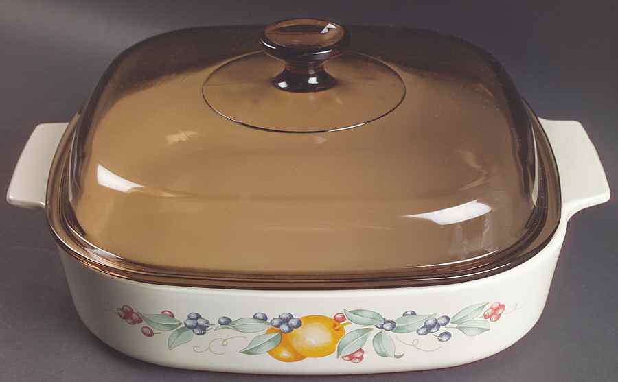 Abundance (Corelle) 2.5 Quart Square Casserole with Lid by Corning Corelle-1
