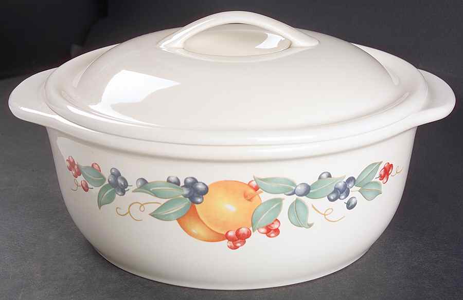 Abundance (Corelle) 3 Quart Round Covered Casserole by Corning Corelle-1