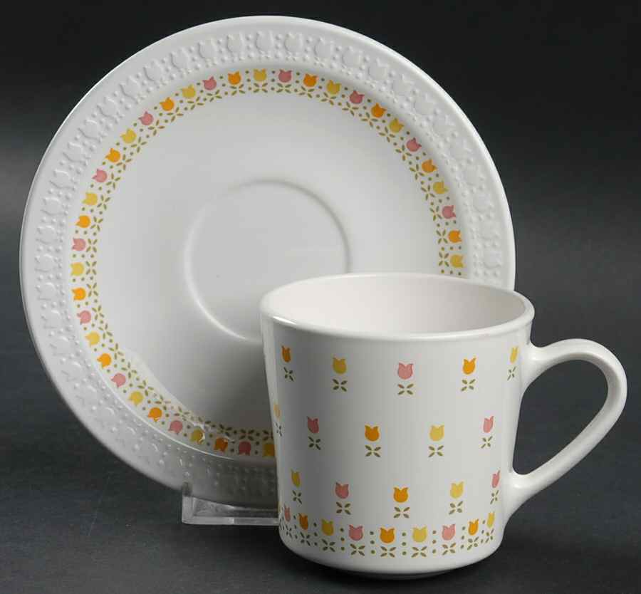April Tulip Multicolor Flat Cup & Saucer Set by Corning Corelle-1