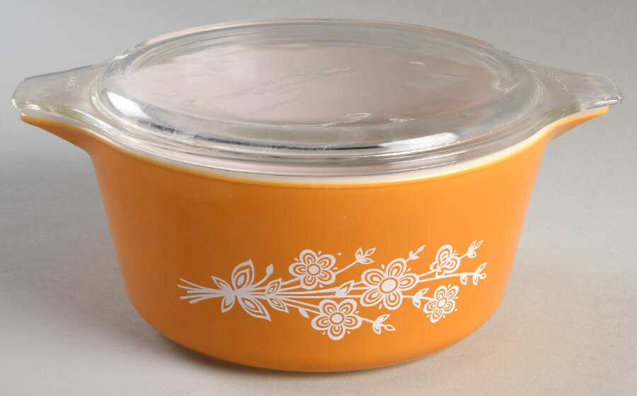 Butterfly Gold (Corelle) 1.5 Qt Round Covered Casserole by Corning Corelle-1