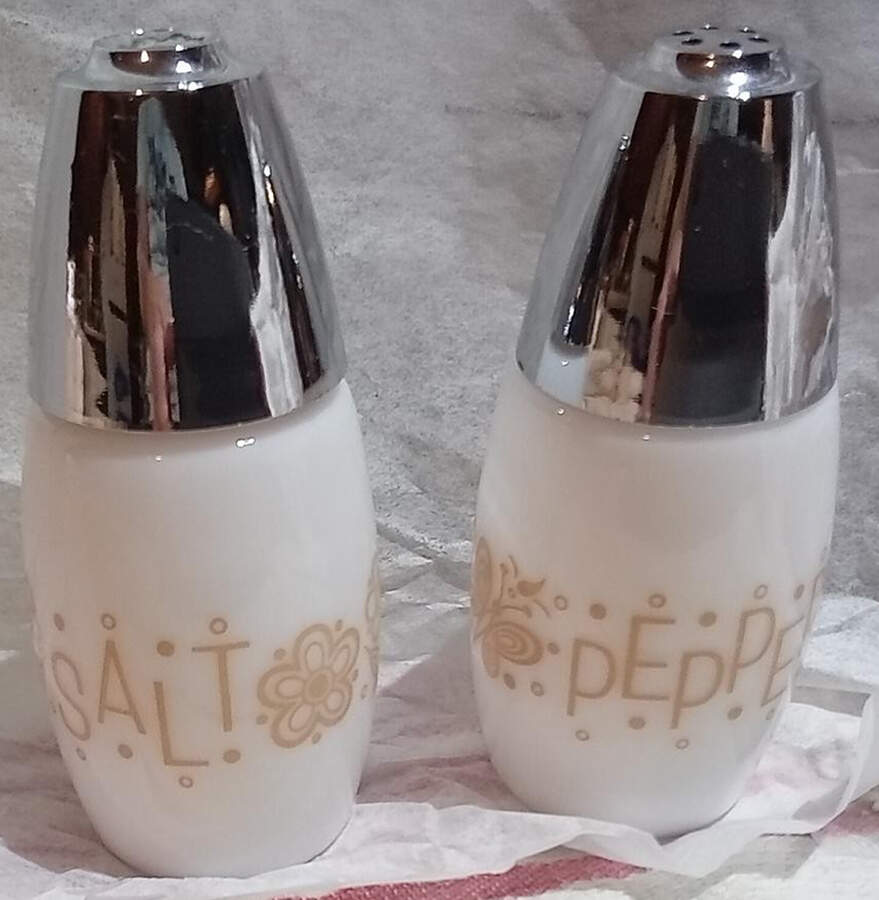 Butterfly Gold (Corelle) Salt & Pepper Set by Corning Corelle-1