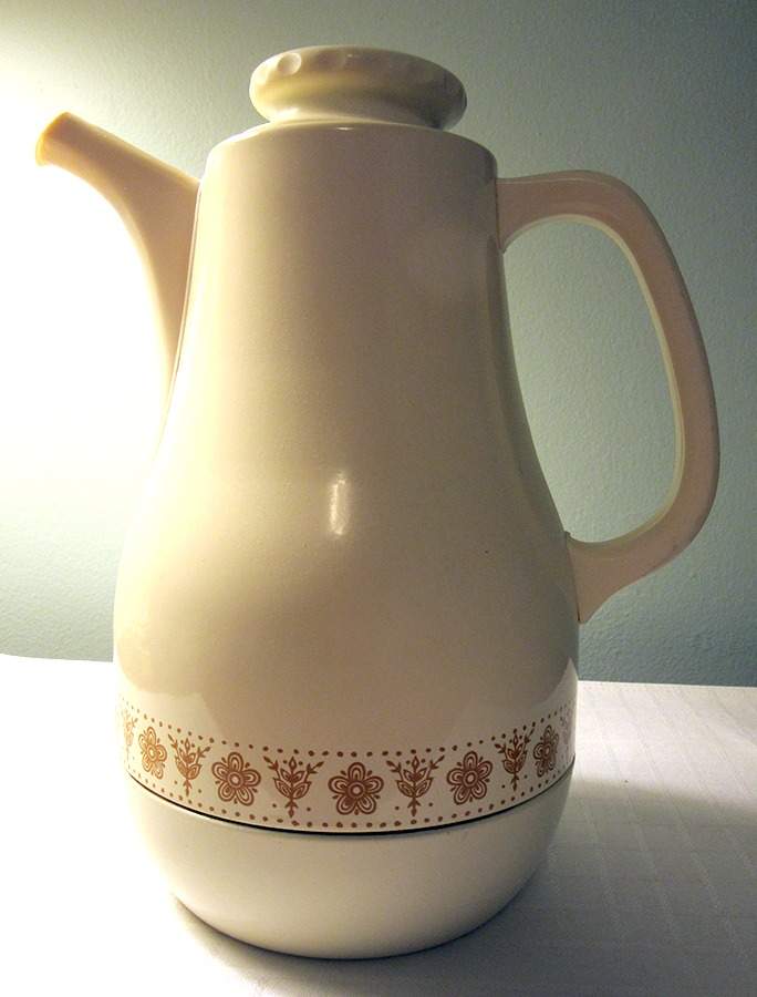 Butterfly Gold (Corelle) Plastic Thermos/Carafe & Lid by Corning Corelle-1