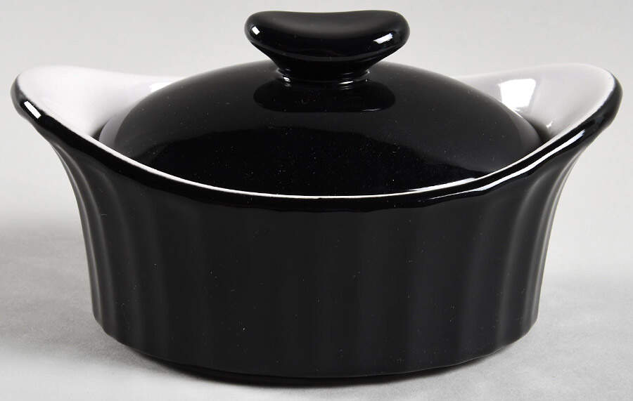 Classic Black Individual Casserole & Lid by Corning Corelle-1