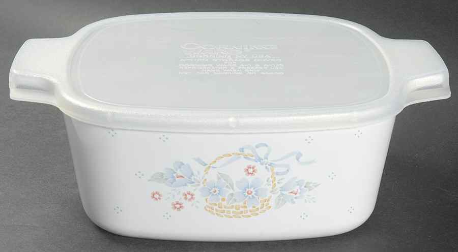 Country Cornflower 1.5 Quart Square Casserole with Lid by Corning Corelle-1