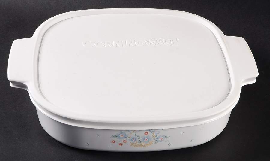 Country Cornflower 2.5 Quart Square Casserole with Lid by Corning Corelle-1