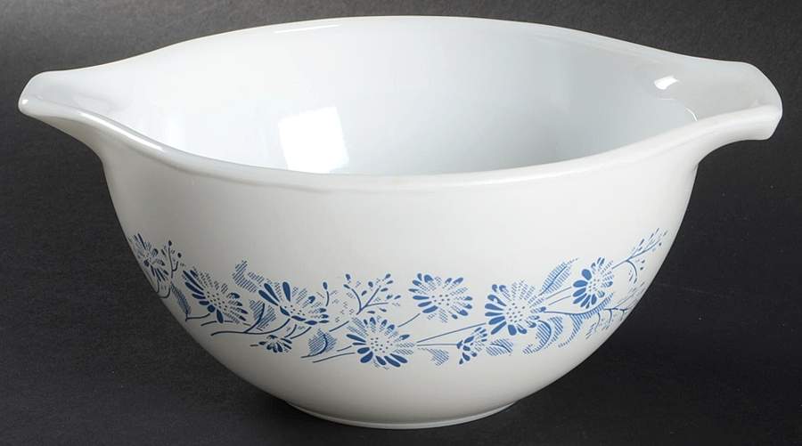 Colonial Mist 7" Cinderella Mixing Bowl by Corning Corelle-1