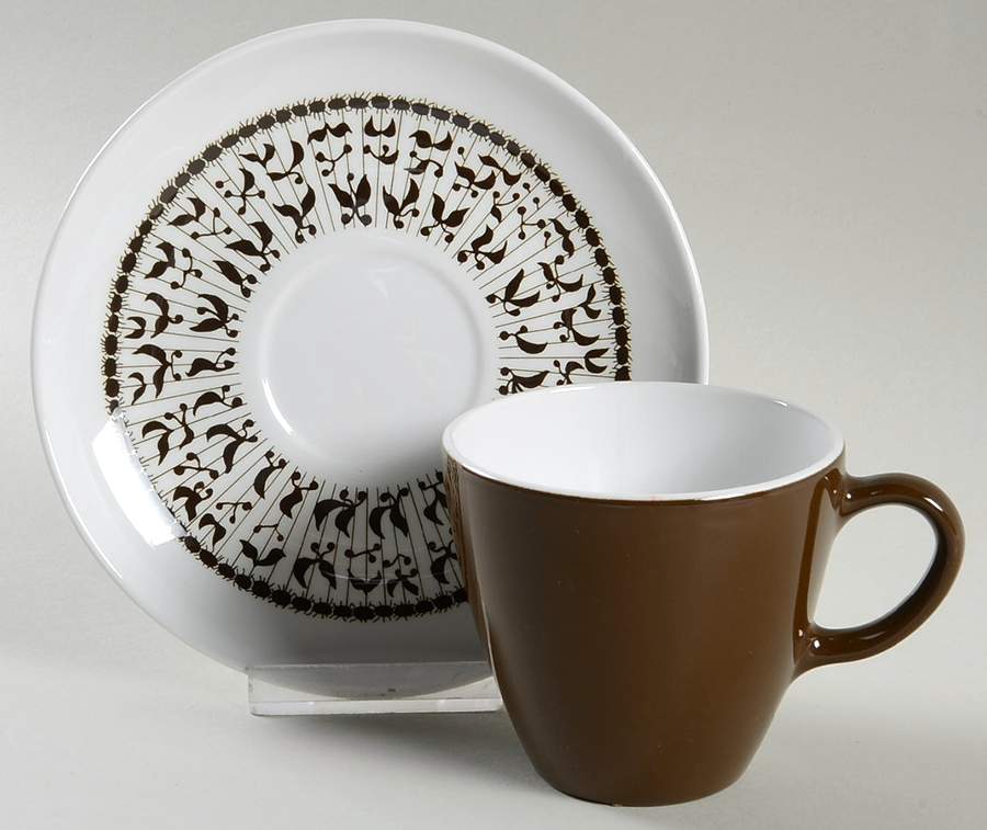 Coordinates Brown Flat Cup & Saucer Set by Corning Corelle-1