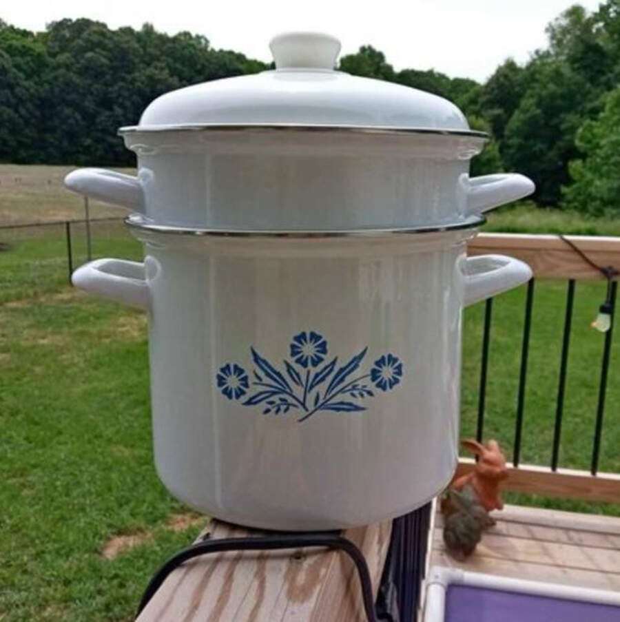 Cornflower Blue 7 Quart Stockpot Metal with Steamer by Corning Corelle-1