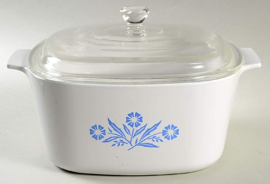 Cornflower Blue 3 Quart Square Casserole with Lid by Corning Corelle-1