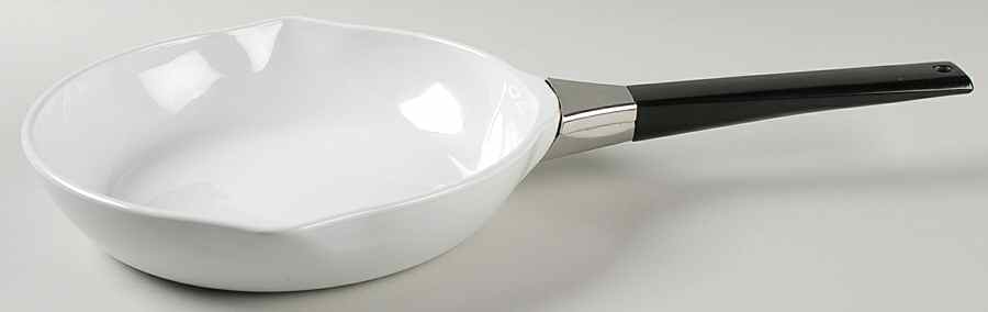 Cornflower Blue 9" Open Skillet by Corning Corelle-1