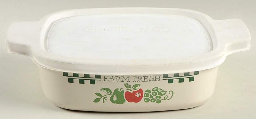 Farm Fresh 1 Quart Square Casserole with Lid by Corning Corelle-1
