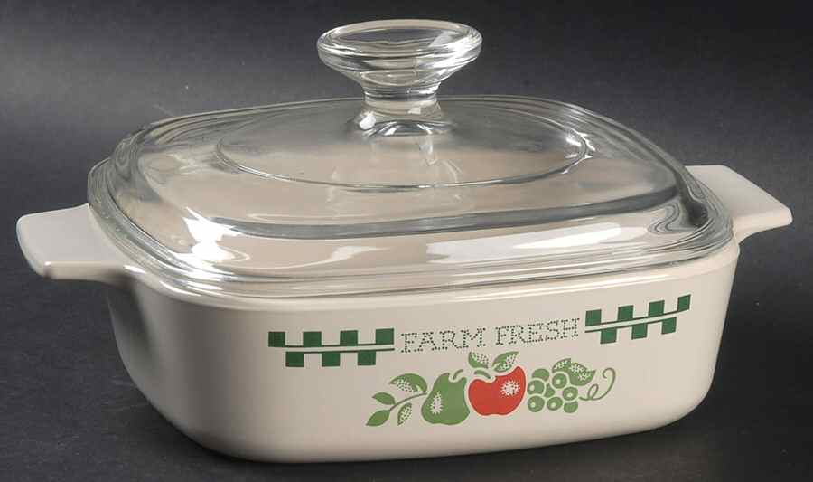 Farm Fresh 1 Quart Square Casserole with Lid by Corning Corelle-1