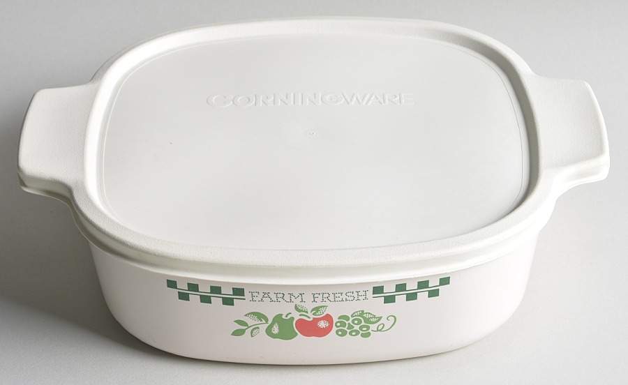 Farm Fresh 2 Quart Square Casserole with Lid by Corning Corelle-1