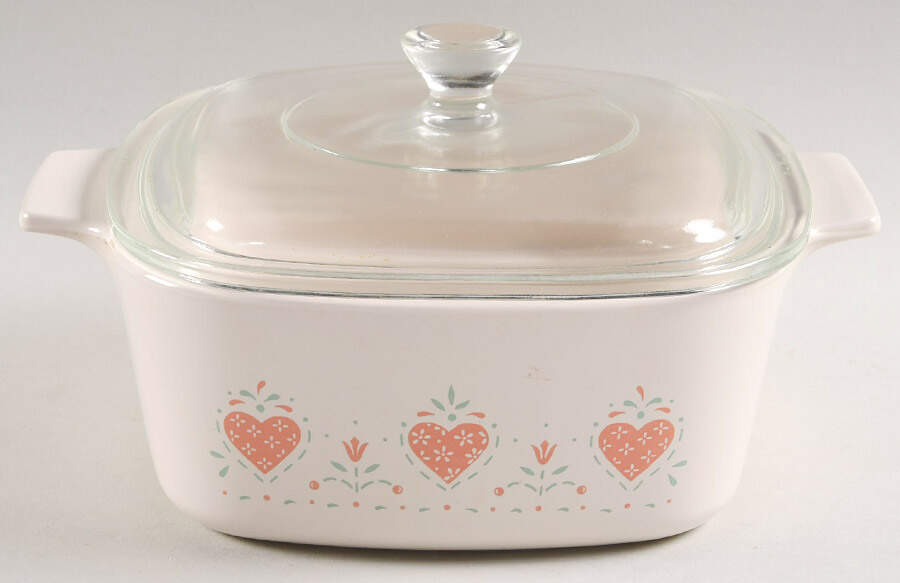 Forever Yours (Corelle) 1.5 Quart Square Casserole with Lid by Corning Corelle-1
